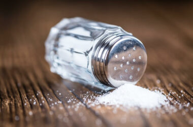 Salt that can be used for killing mice