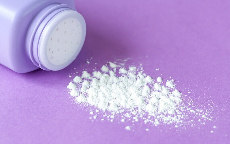 Baby powder that can be used for killing fleas