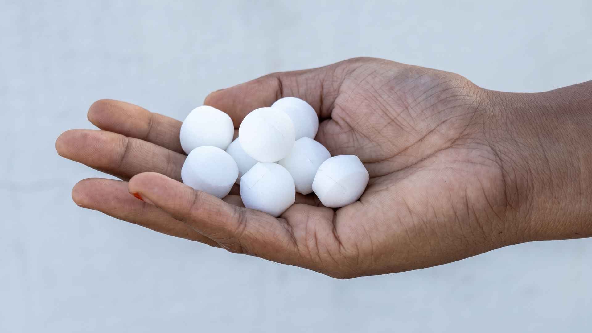 How To Use Mothballs to Get Rid of Skunks - Do They Work? 2 What Are Mothballs?